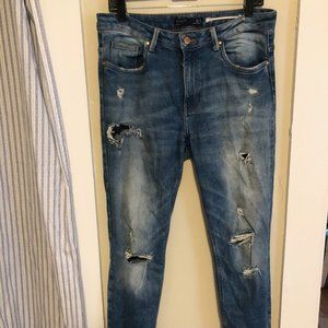 Zara Slouchy Distressed Tomboy Jeans